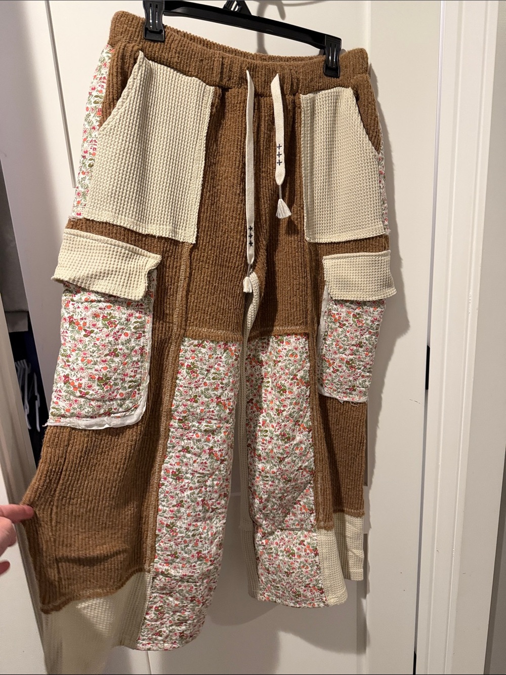 POL Quilted Patchwork Floral & Waffle Knit Sweatpants - Brown & Cream